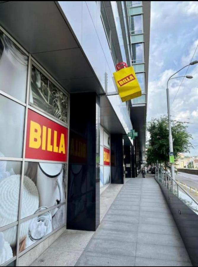 Apartmán Plaza De Luxe Bratislava Exteriér fotografie