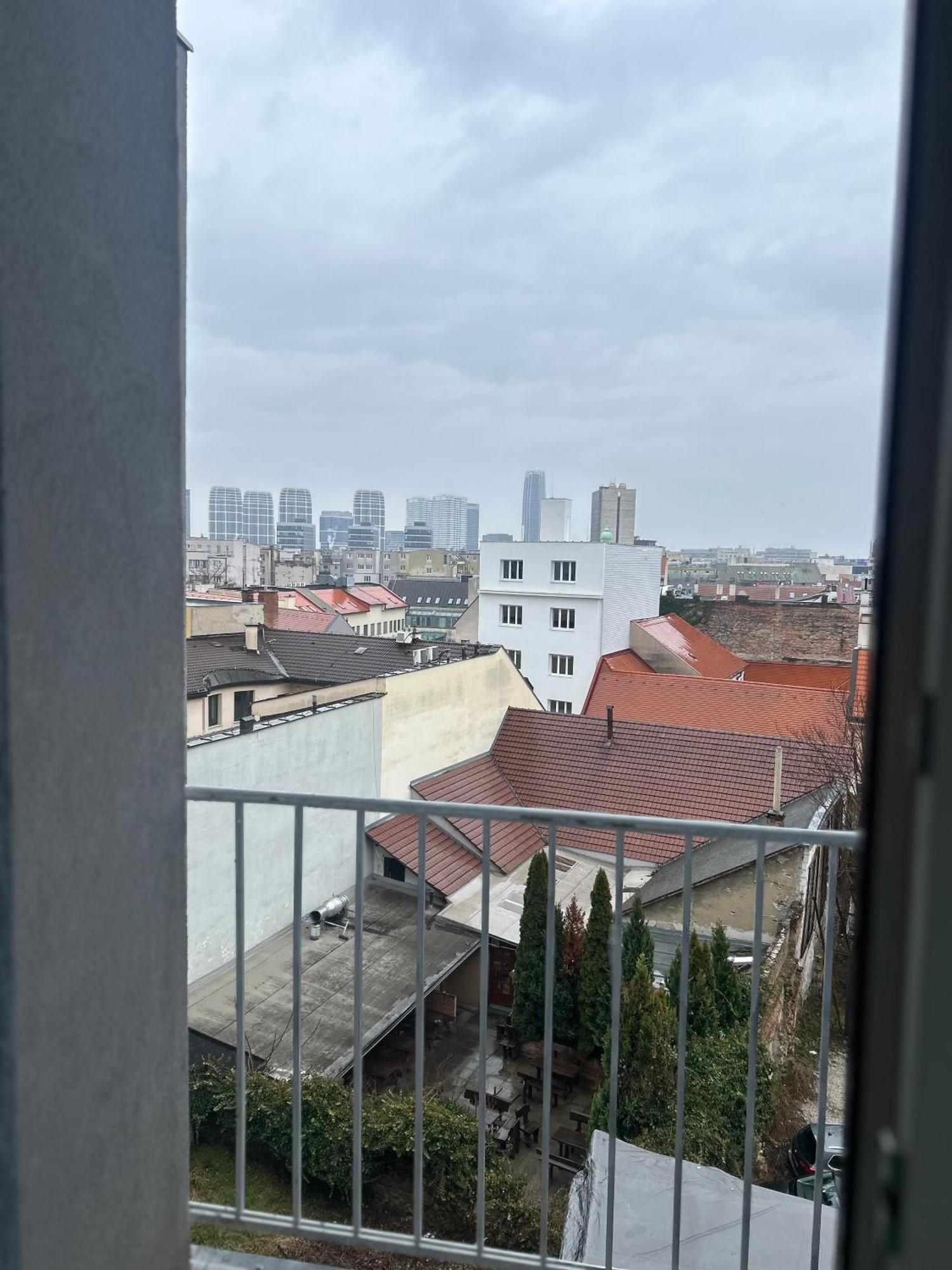 Apartmán Plaza De Luxe Bratislava Exteriér fotografie
