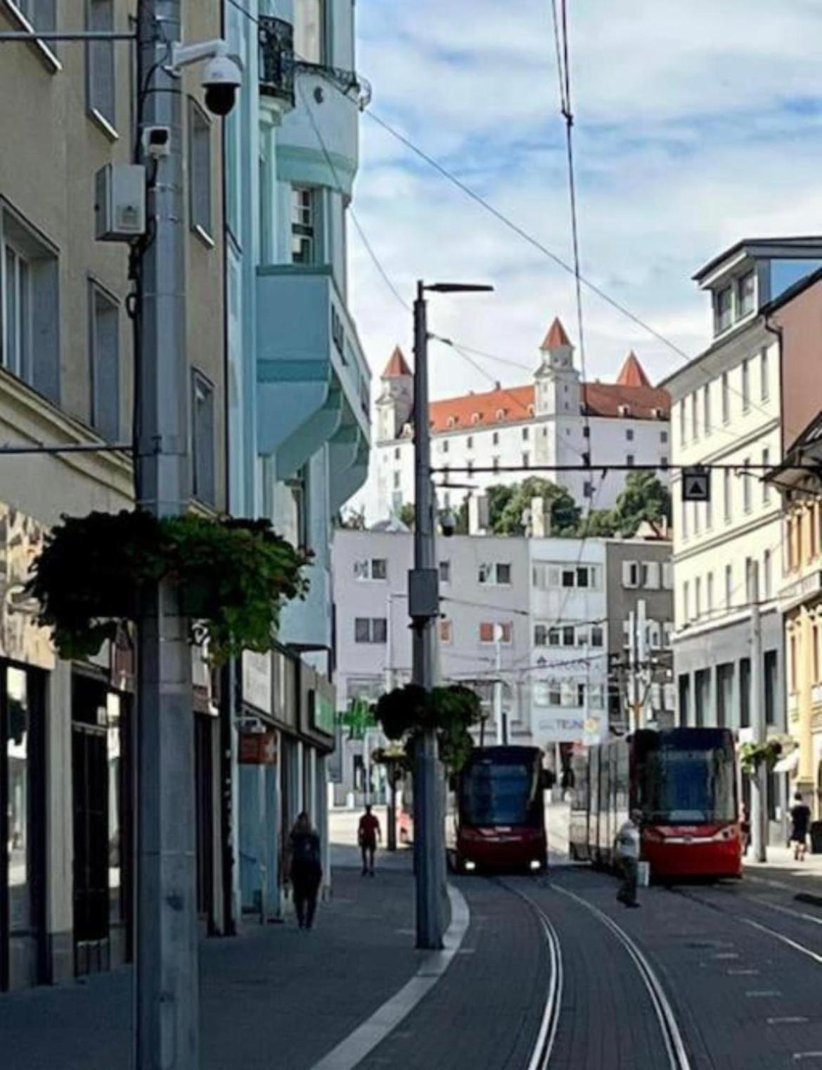Apartmán Plaza De Luxe Bratislava Exteriér fotografie