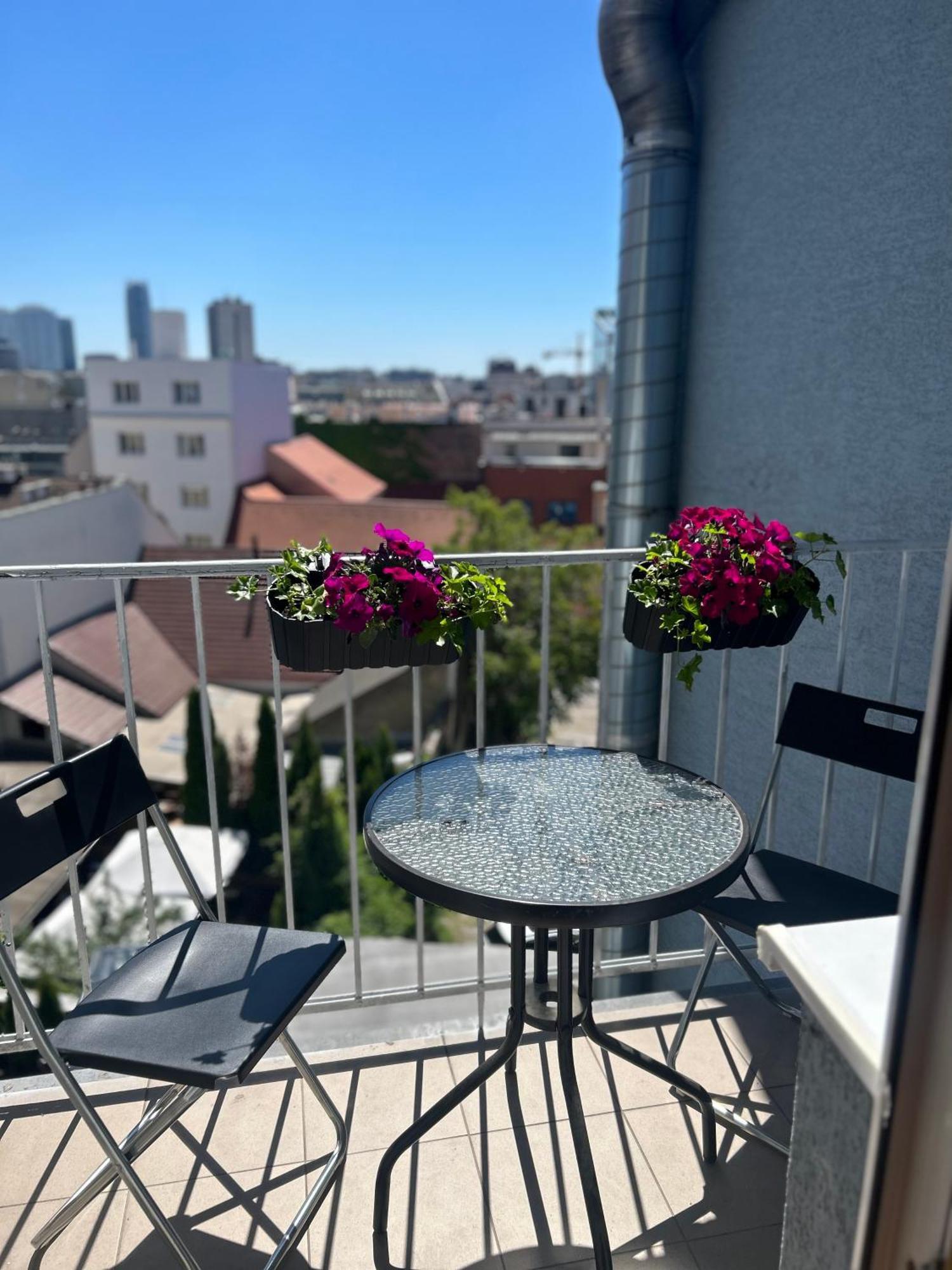 Apartmán Plaza De Luxe Bratislava Exteriér fotografie