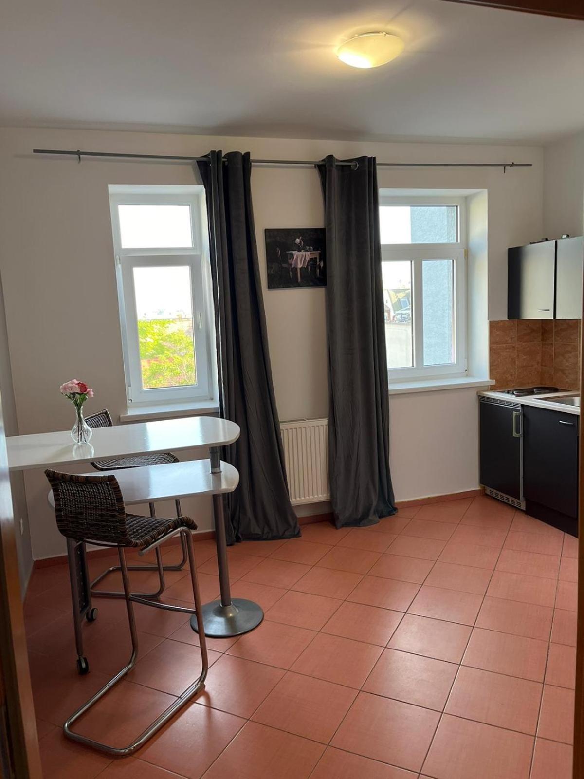 Apartmán Plaza De Luxe Bratislava Exteriér fotografie